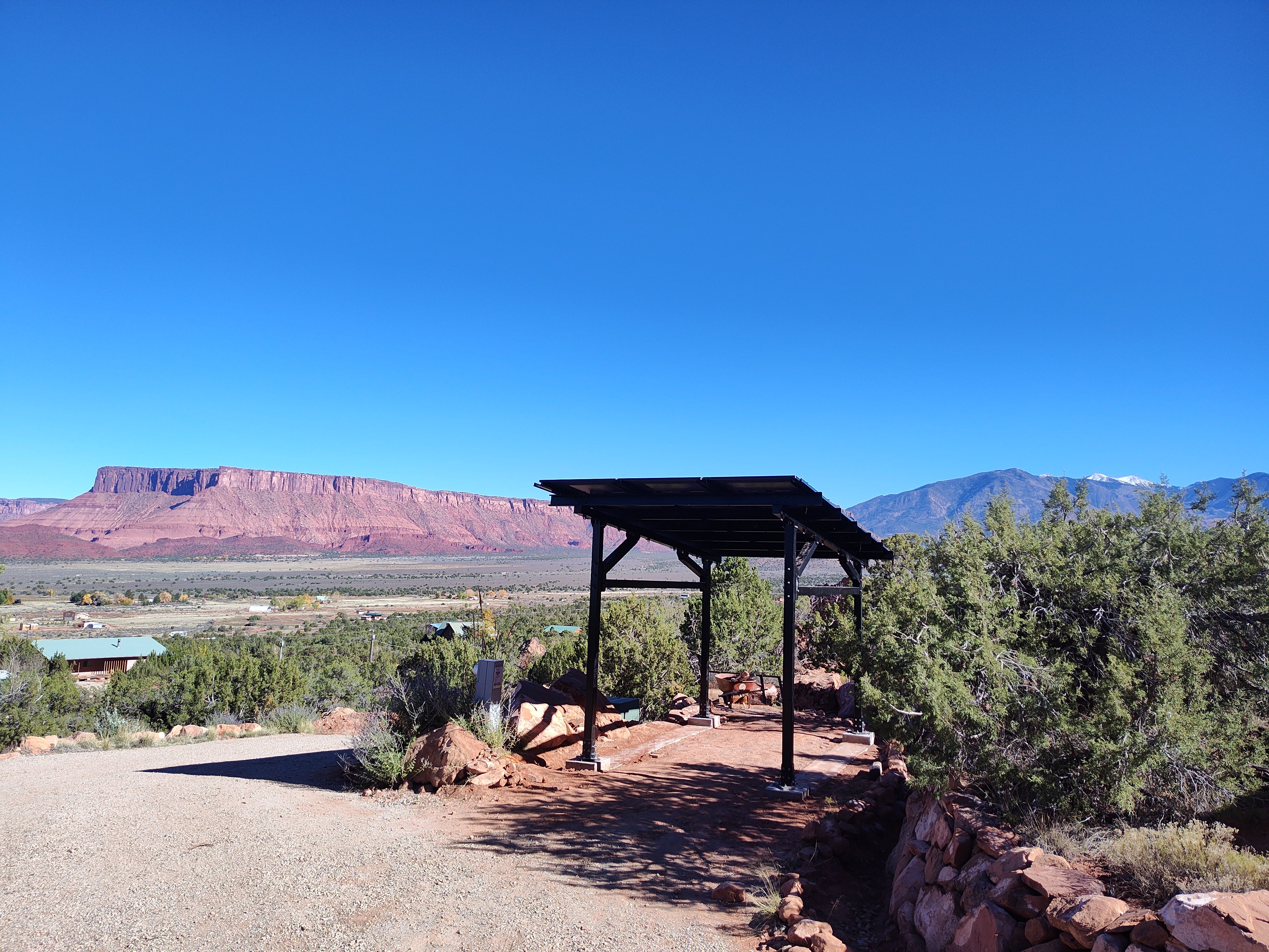 2025] Chiko Maximo 185 Steel Solar Carport/Gazebo | 1-Car, 2-Car