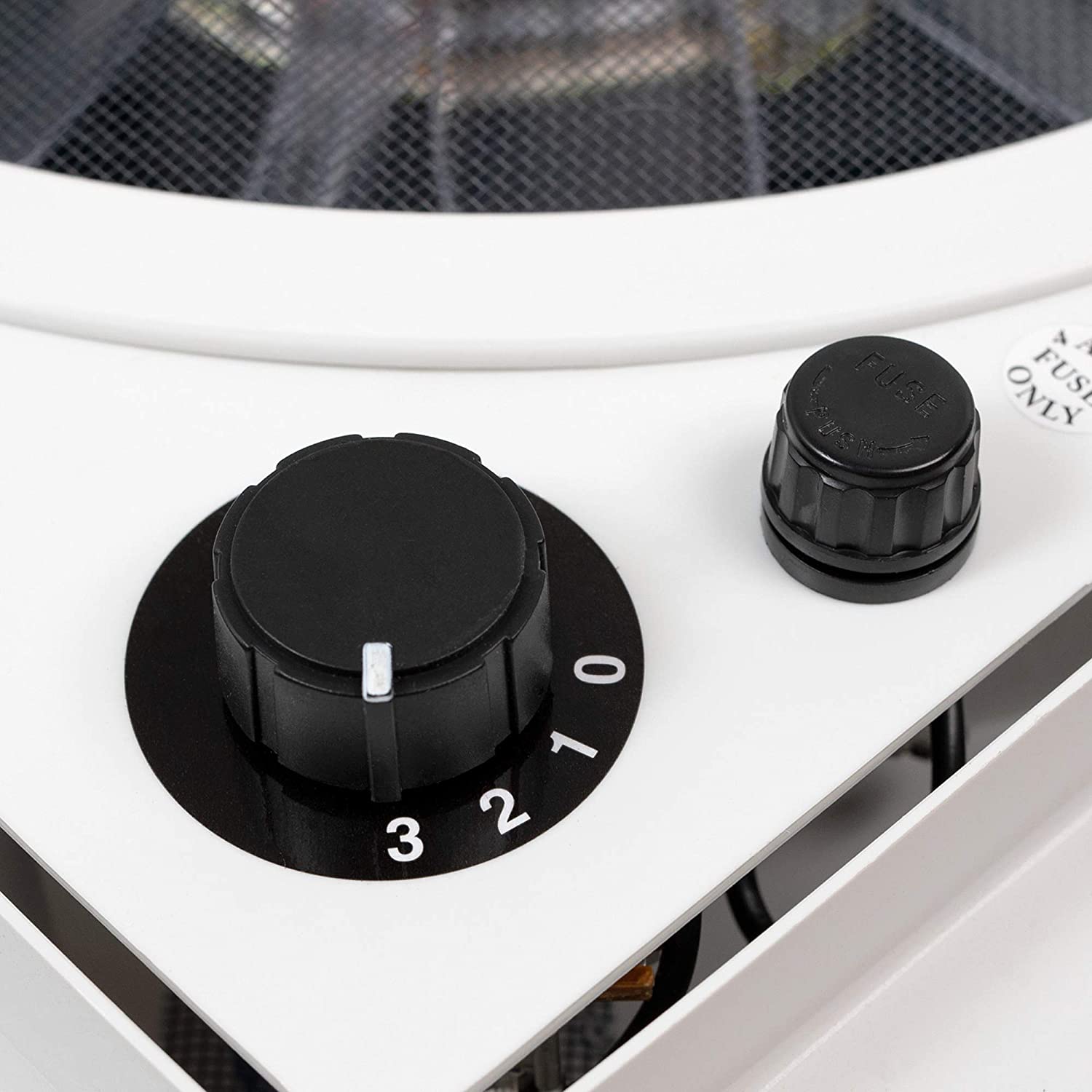 FAN-Tastic 12V, Muli Speed (3), Duel Direction Camper/Van Fan